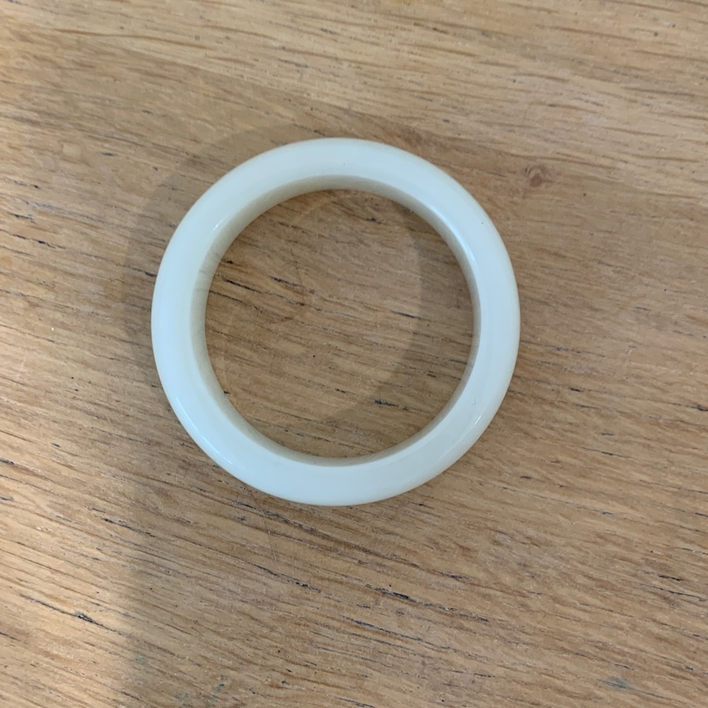 Jade bangle - Picture 5 of 5